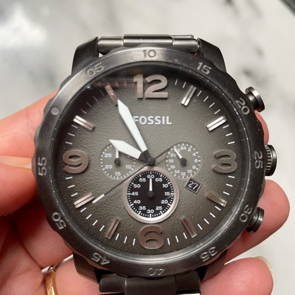 Fossil Watch - Picture 2 of 6